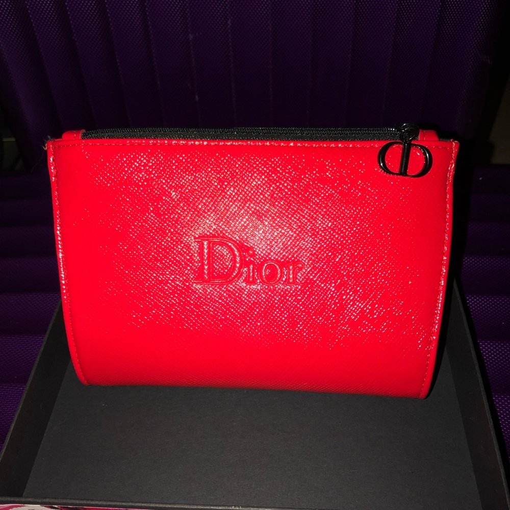 Makeup bag